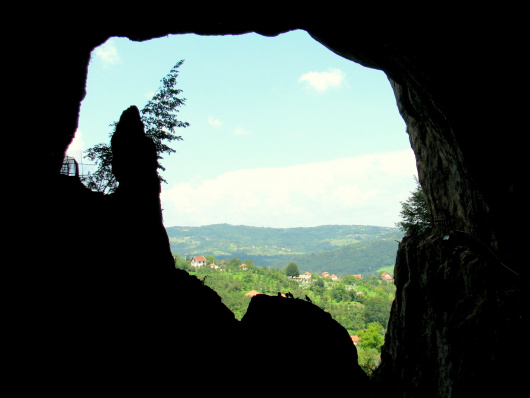 Pogled iz Potpećke pećine
